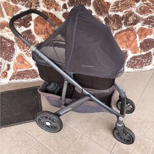 UPPAbaby Vista Bassinet Stroller - Gray